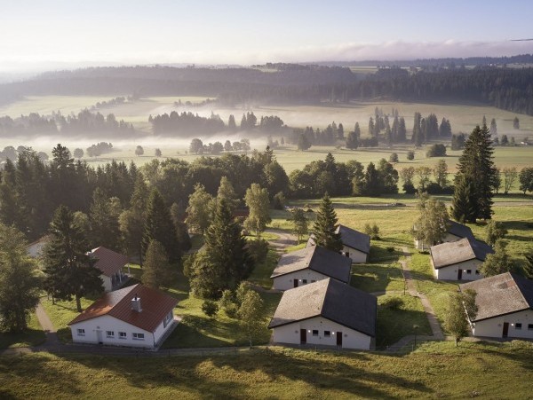 Reka-Feriendorf Montfaucon