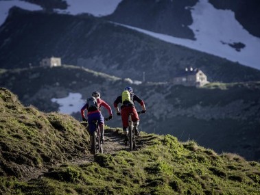 Ride es-ha-huette-Madulain