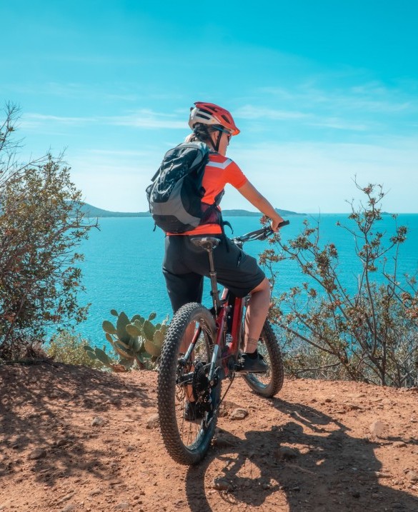 Bike Girl Golfo del Sole Follonica Toscana