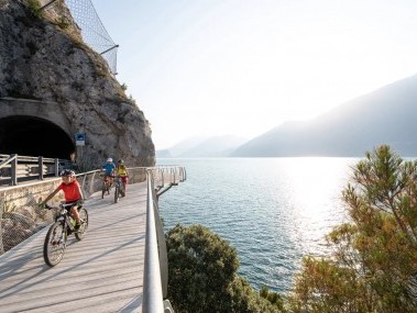 Velofahren am Gardasee