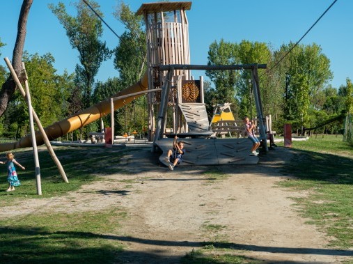 Place de jeux - Albarella Resorts