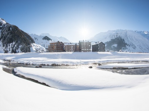 Vista esterna in inverno - Andermatt Reuss