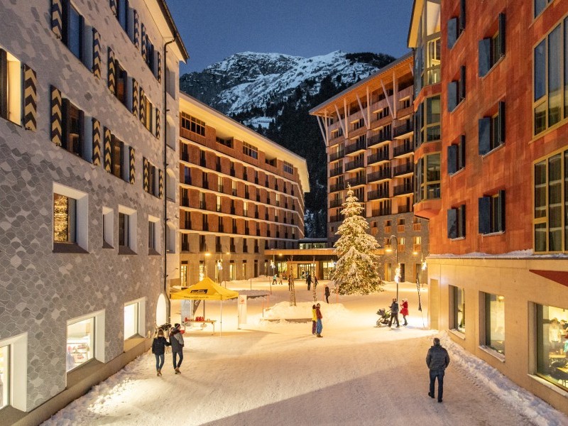 Aussenansicht im Winter - Andermatt Reuss