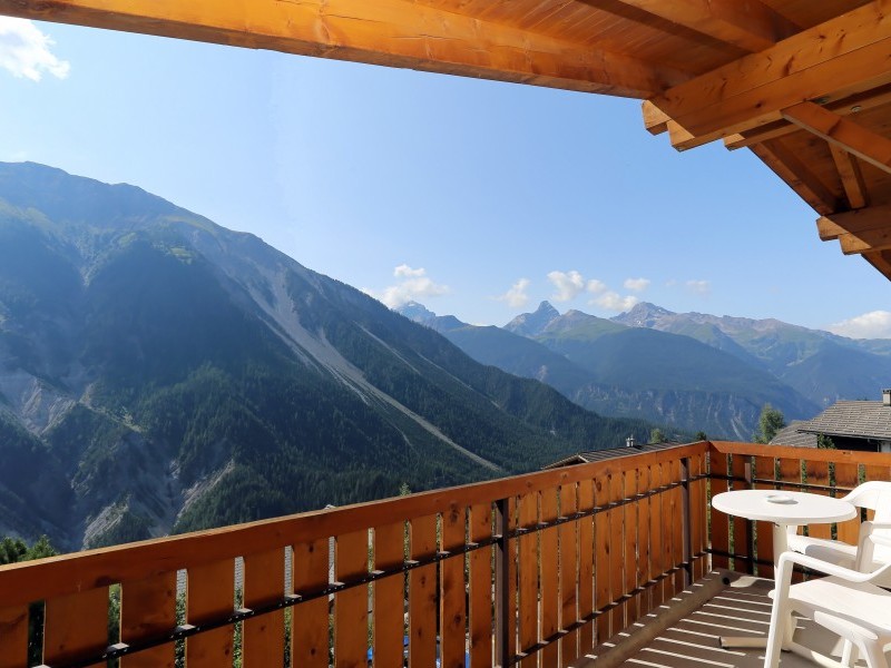 Balkon mit Blick auf die Berge -  Aparthotel Muchetta