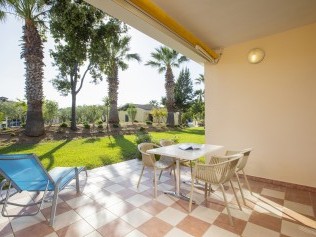 Gartensitzplatz - Tirreno Resort