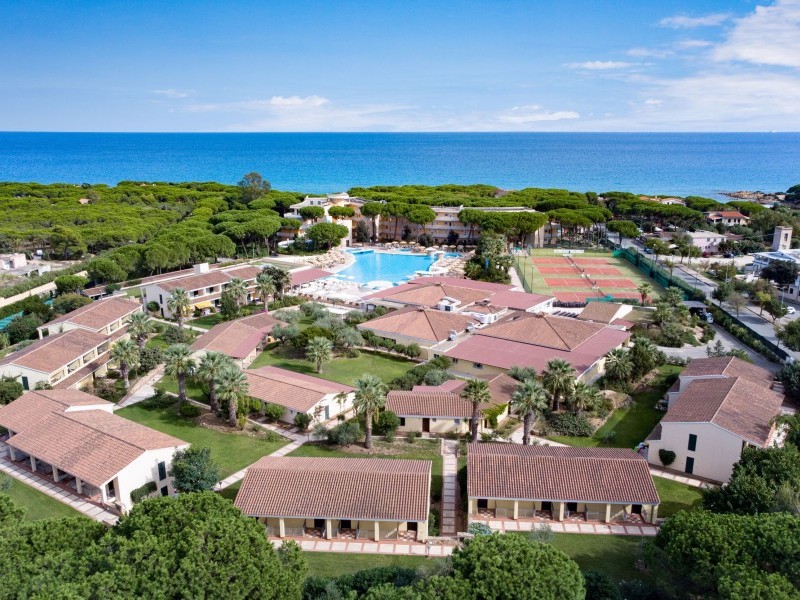 Resort aus der Vogelperspektive - Tirreno Resort Orosei