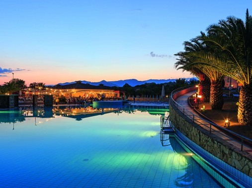 Swimming pool for big and small water lovers - Tirreno Resort Orosei