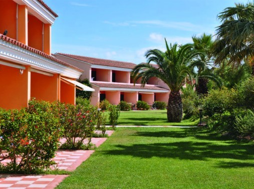 Vue extérieure des appartements de vacances - Tirreno Resort Orosei