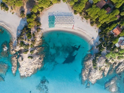 Plage directement au centre de vacances - Tirreno Resort Orosei