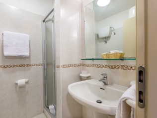 Badezimmer - Baia Verde Club Hotel