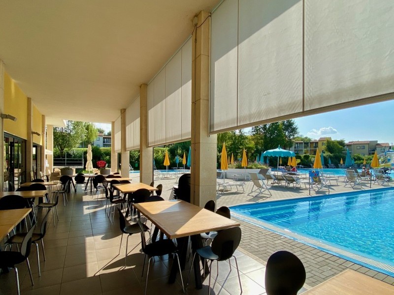 Restaurant - Belvedere Village