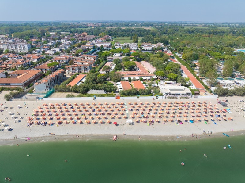 Ferienanlage aus der Vogelperspektive - Bungalowanlage Park Gallanti Lido di Pomposa