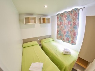 Schlafzimmer - Camping Resort Els Pins