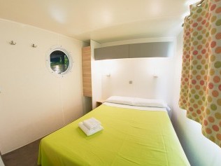 Schlafzimmer - Camping Resort Els Pins