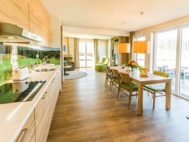 Wohnzimmer mit Essbereich - Center Parcs Park Allgäu