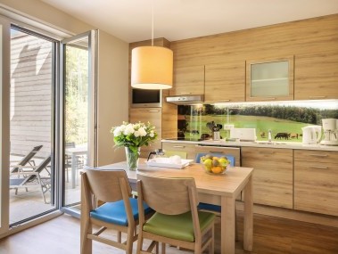 Wohnzimmer mit Essbereich - Center Parcs Park Allgäu