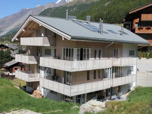 Aussenansicht im Sommer - Chalet de la Forêt
