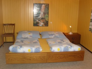 Schlafzimmer - Erlebnishof Farnere Swiss-Lodge