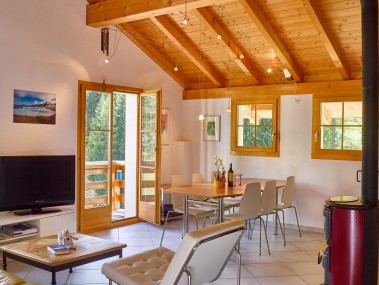 Wohnzimmer - Ferienhaus Albulablick