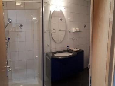 Badezimmer - Ferienhaus Albulablick