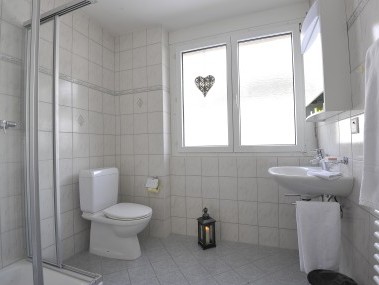 Badezimmer - Ferienhaus Alte Post