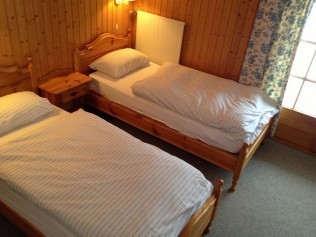 Schlafzimmer - Ferienhaus Bel Alp