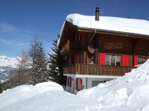 Aussenansicht im Winter - Ferienhaus Bergfreund