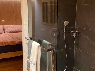 Badezimmer - Ferienhaus Brünig