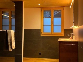 Badezimmer - Ferienhaus Brünig