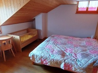 Schlafzimmer - Ferienhaus Casa Crestas