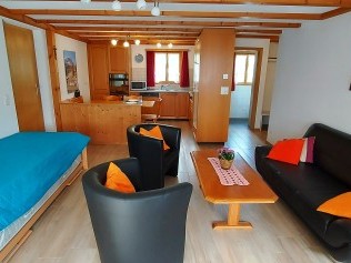 Wohnzimmer - Ferienhaus Casa Crestas