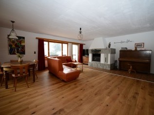 Wohnzimmer - Ferienhaus Chasa Moffa