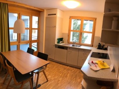 Küche mit Essbereich - Ferienhaus Chavallera
