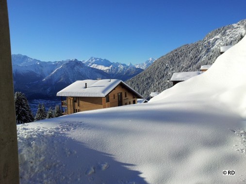 Aussenansicht im Winter - Ferienhaus Chumma