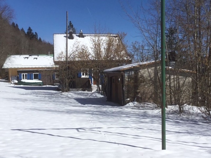 Aussenansicht im Winter - Ferienhaus Clapotis