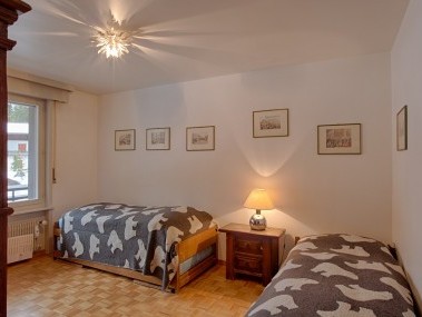 Schlafzimmer - Ferienhaus Cransalpin