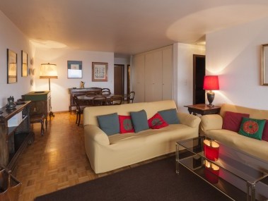 Wohnzimmer mit Essbereich - Ferienhaus Cransalpin