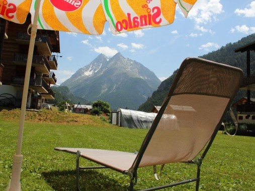 Aussicht auf die Berge - Ferienhaus Dent-d'Hérens