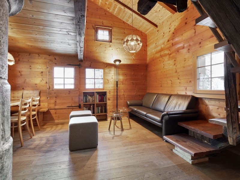 Wohnzimmer mit Essbereich - Ferienhaus Diablotin