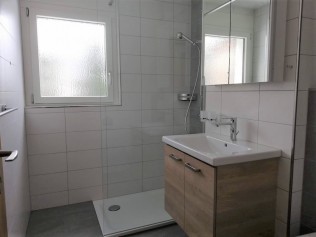 Badezimmer - Ferienhaus Floralpina