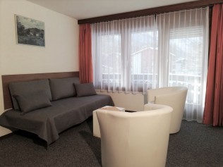 Wohnzimmer - Ferienhaus Floralpina