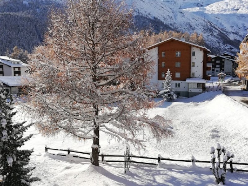 Aussenansicht im Winter - Ferienhaus Floralpina