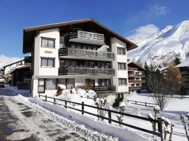 Aussenansicht im Winter - Ferienhaus Floralpina