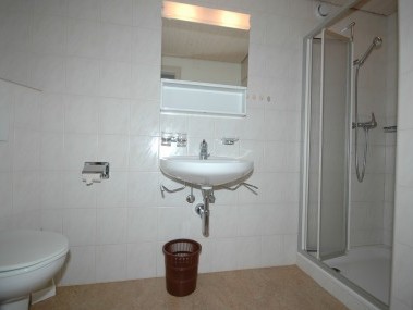 Salle de bains - Maison de vacances FSG Samedan