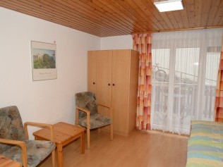 Wohn- und Schlafzimmer - Ferienhaus Juliana