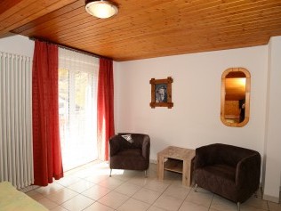 Wohn- und Schlafzimmer - Ferienhaus Juliana