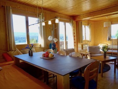 Salon avec coin repas - Maison de vacances La Chotte