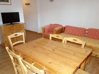 Wohnzimmer mit Essbereich - Ferienhaus Le Pracondu