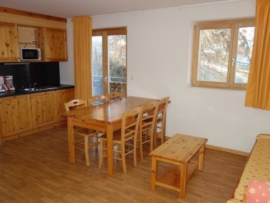 Küche mit Essbereich - Ferienhaus Le Pracondu