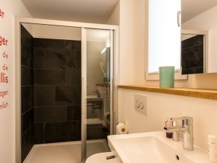 Salle de bains - Maison de vacances legendär